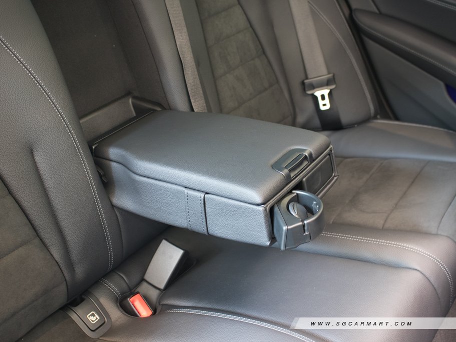 https://i.i-sgcm.com/new_cars/cars/11903/11903_g102