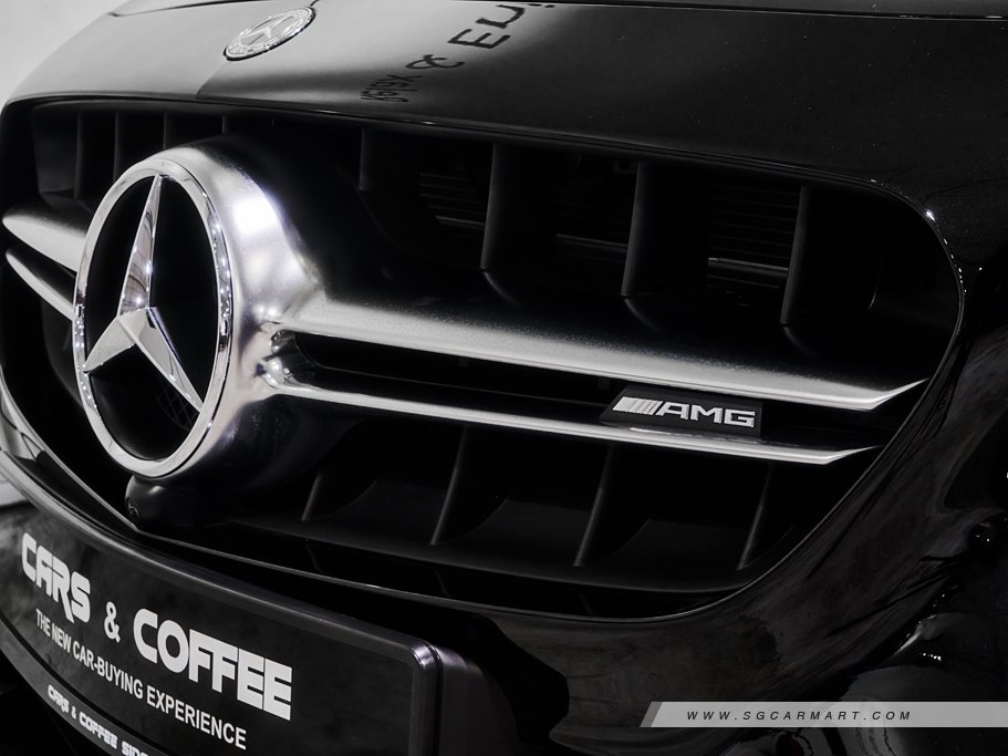 https://i.i-sgcm.com/new_cars/cars/11903/11903_g125