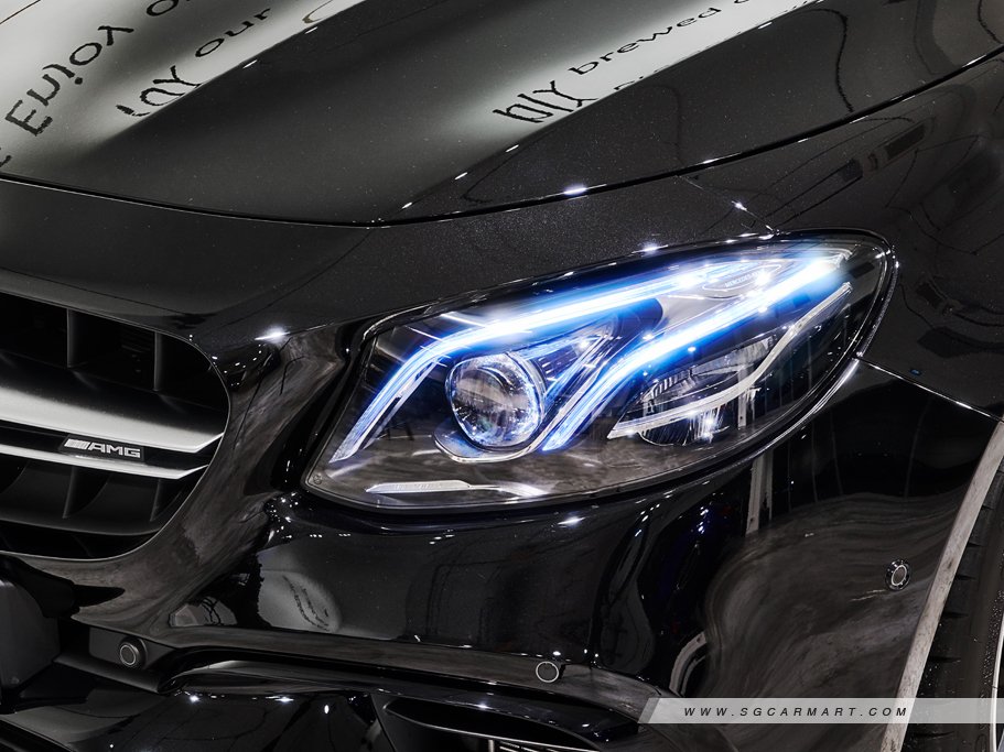 https://i.i-sgcm.com/new_cars/cars/11903/11903_g127