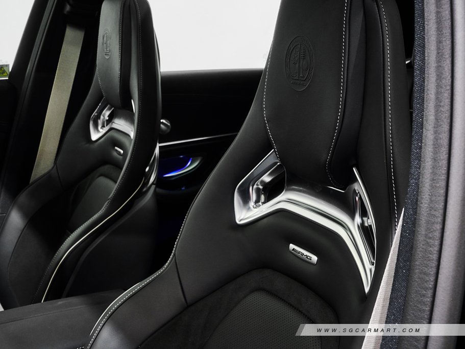 https://i.i-sgcm.com/new_cars/cars/11903/11903_g135