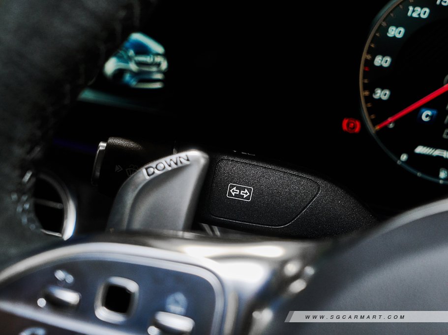 https://i.i-sgcm.com/new_cars/cars/11903/11903_g147