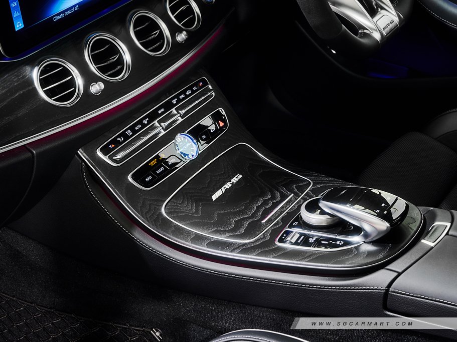 https://i.i-sgcm.com/new_cars/cars/11903/11903_g149