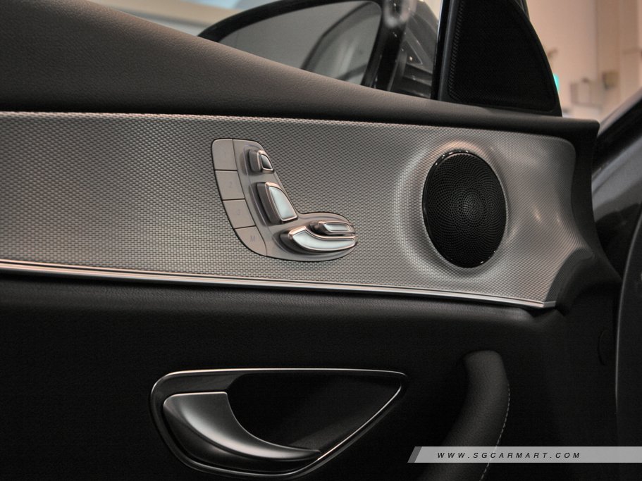 https://i.i-sgcm.com/new_cars/cars/11903/11903_g14