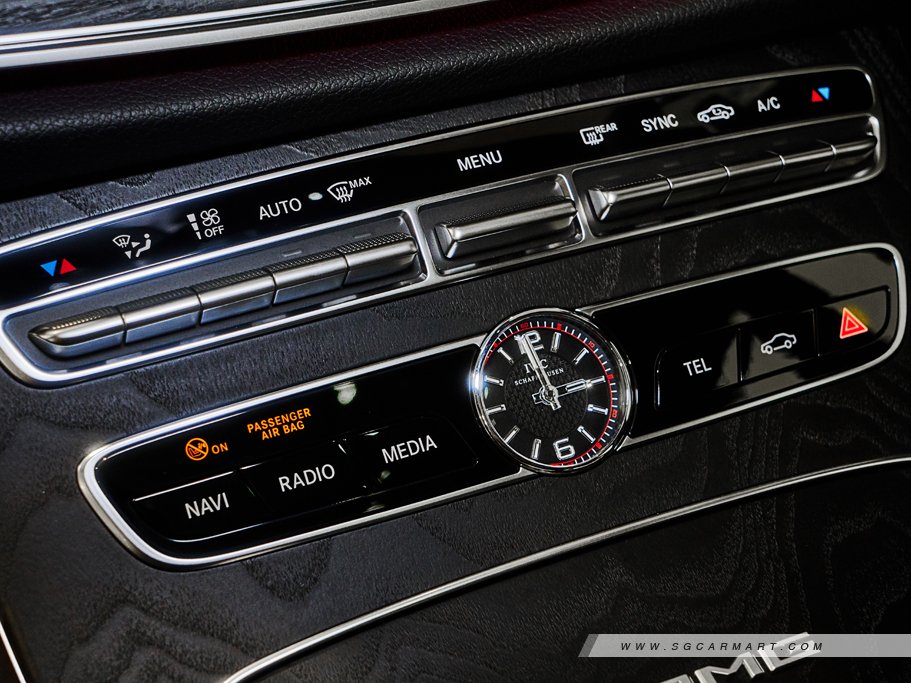 https://i.i-sgcm.com/new_cars/cars/11903/11903_g151