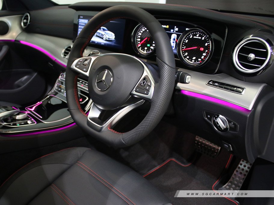 https://i.i-sgcm.com/new_cars/cars/11903/11903_g23