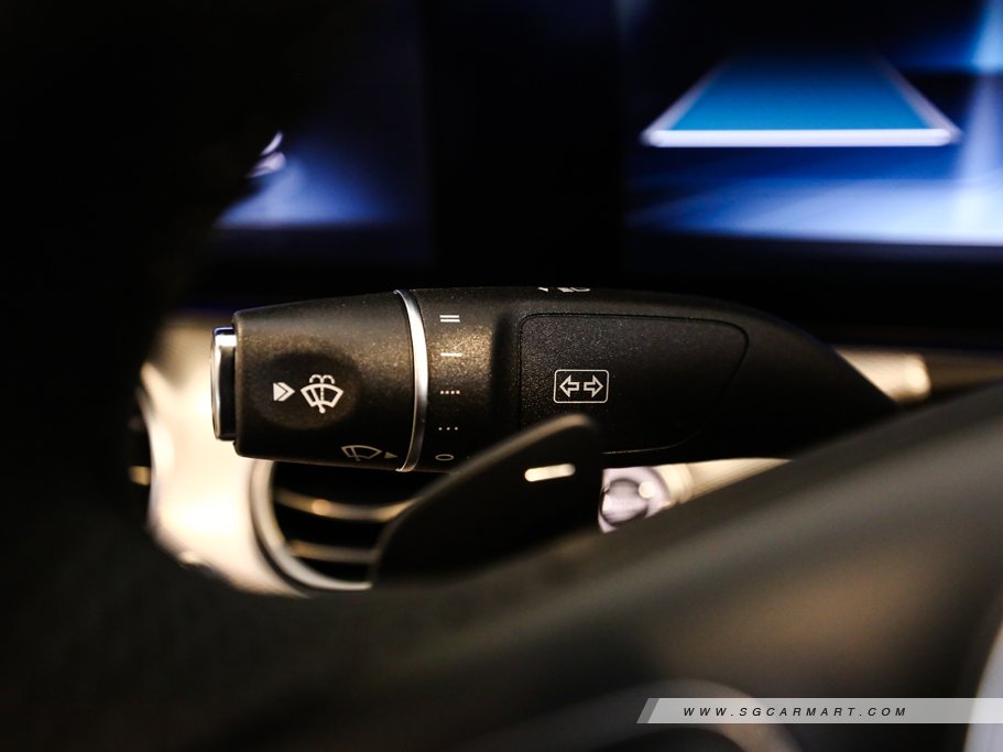 https://i.i-sgcm.com/new_cars/cars/11903/11903_g44