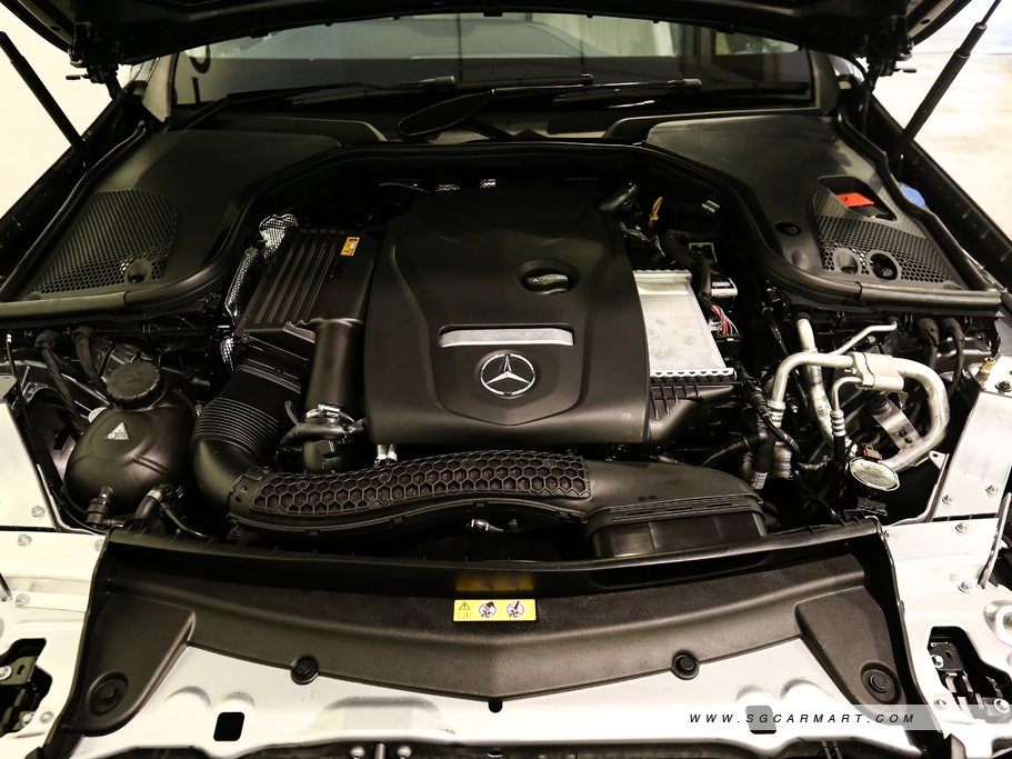 https://i.i-sgcm.com/new_cars/cars/11903/11903_g52