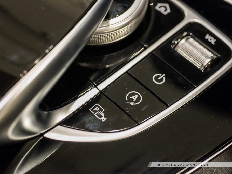 https://i.i-sgcm.com/new_cars/cars/11903/11903_g74