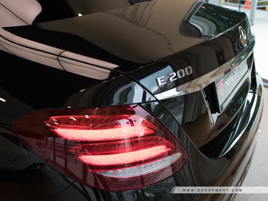 https://i.i-sgcm.com/new_cars/cars/11903/11903_g93