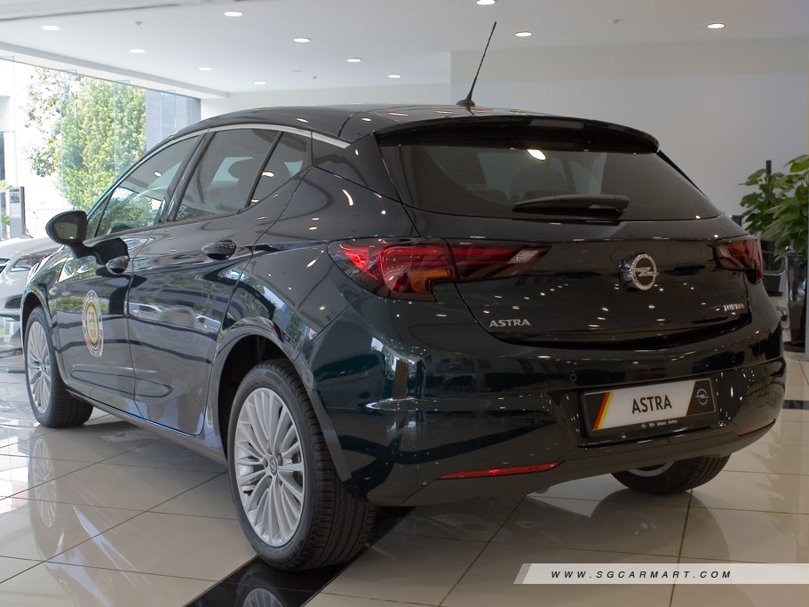 https://i.i-sgcm.com/new_cars/cars/11904/11904_g17