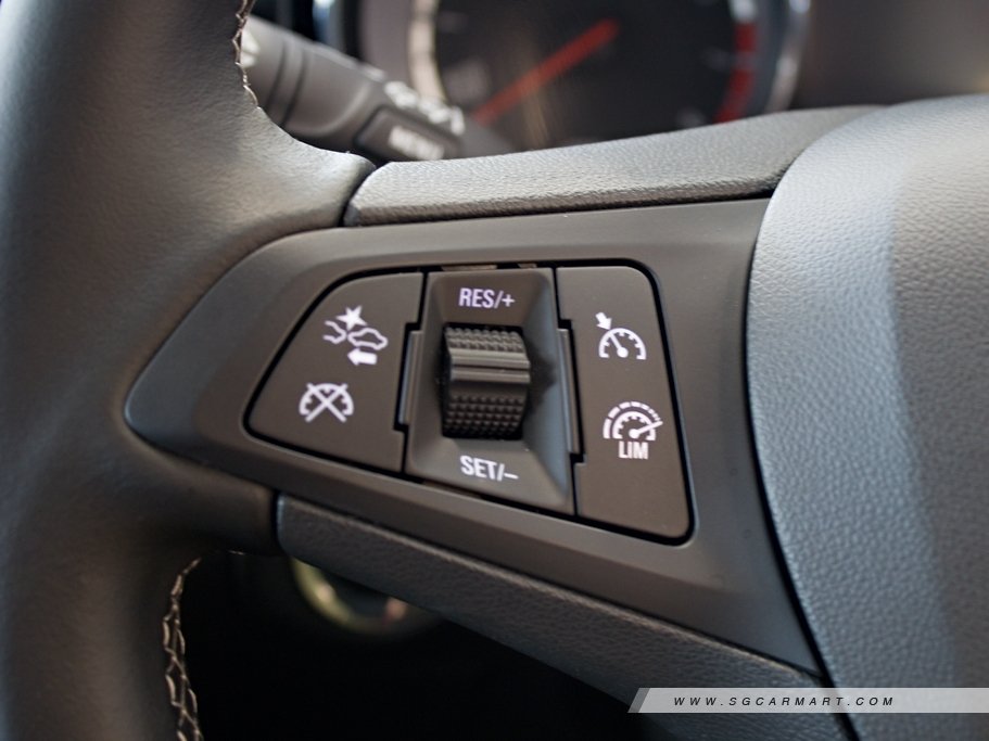 https://i.i-sgcm.com/new_cars/cars/11904/11904_g27