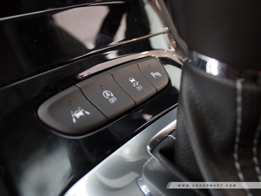 https://i.i-sgcm.com/new_cars/cars/11904/11904_g32