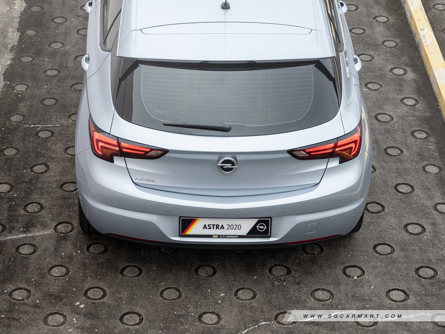https://i.i-sgcm.com/new_cars/cars/11904/11904_g56