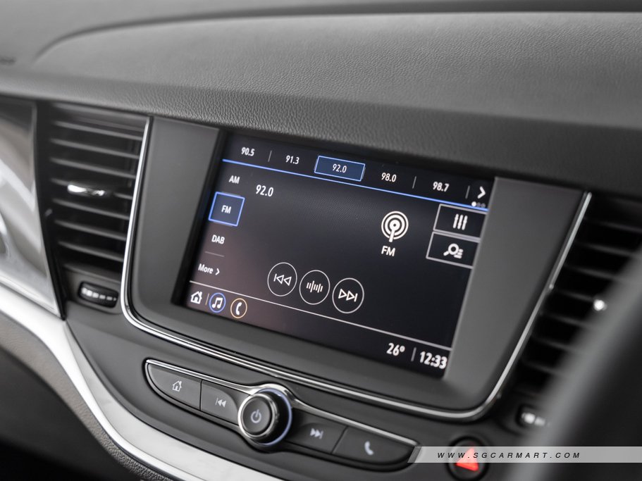 https://i.i-sgcm.com/new_cars/cars/11904/11904_g74