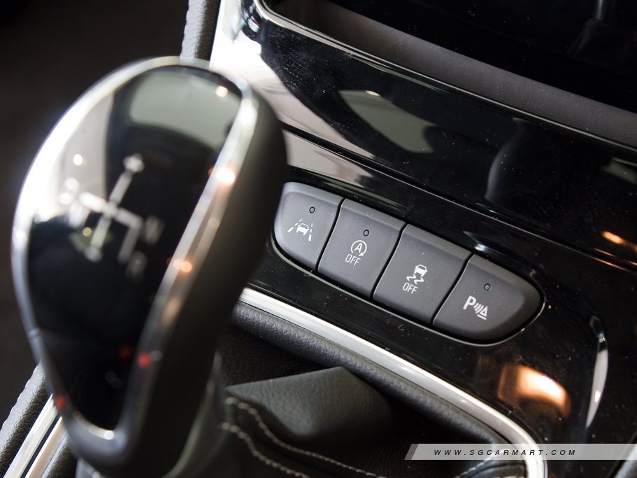 https://i.i-sgcm.com/new_cars/cars/11905/11905_g31