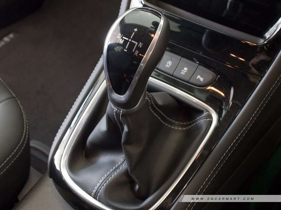 https://i.i-sgcm.com/new_cars/cars/11905/11905_g32