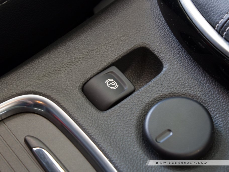 https://i.i-sgcm.com/new_cars/cars/11905/11905_g33