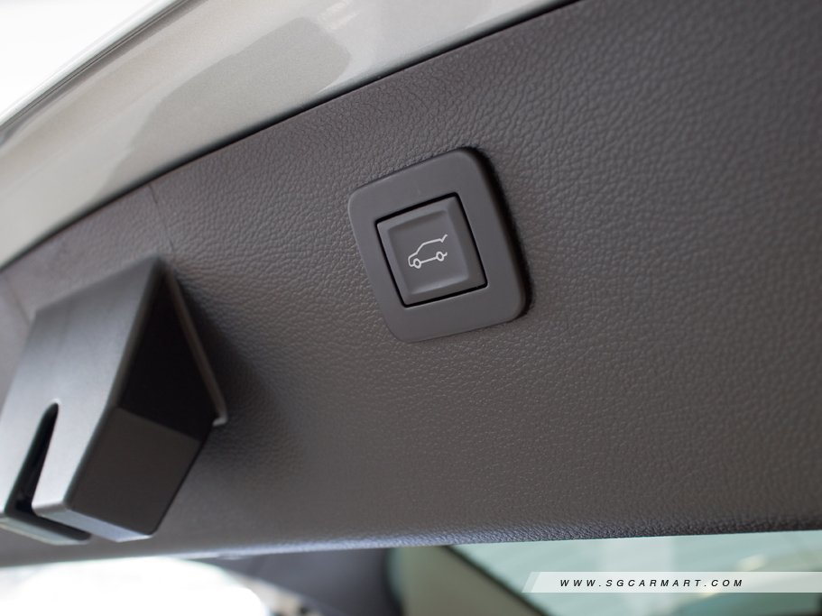 https://i.i-sgcm.com/new_cars/cars/11905/11905_g37