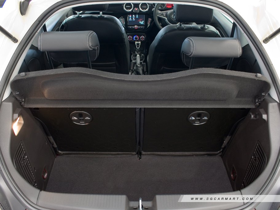 https://i.i-sgcm.com/new_cars/cars/11906/11906_g20