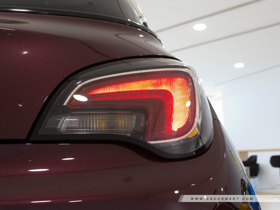 https://i.i-sgcm.com/new_cars/cars/11906/11906_g7