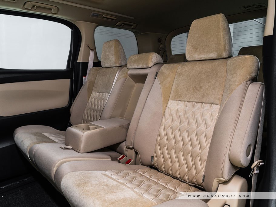 https://i.i-sgcm.com/new_cars/cars/11911/11911_g101