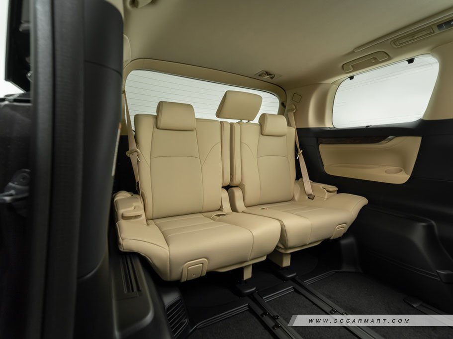 https://i.i-sgcm.com/new_cars/cars/11911/11911_g133