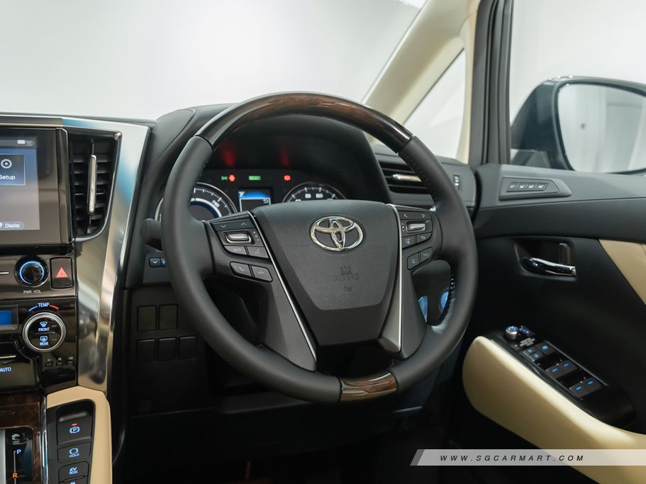 https://i.i-sgcm.com/new_cars/cars/11911/11911_g136