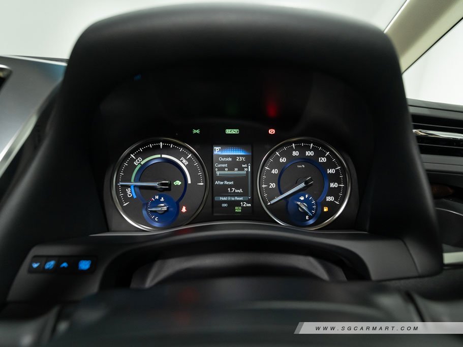 https://i.i-sgcm.com/new_cars/cars/11911/11911_g137