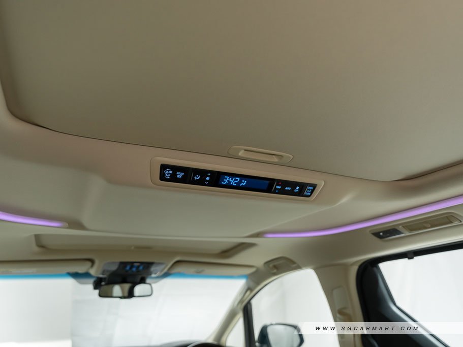 https://i.i-sgcm.com/new_cars/cars/11911/11911_g147