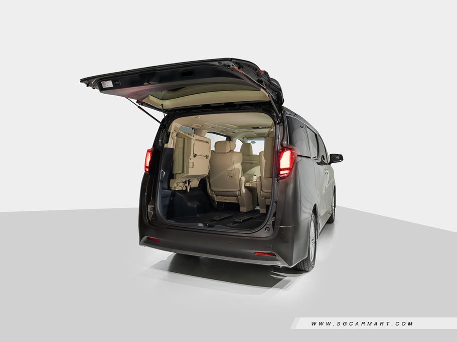https://i.i-sgcm.com/new_cars/cars/11911/11911_g154