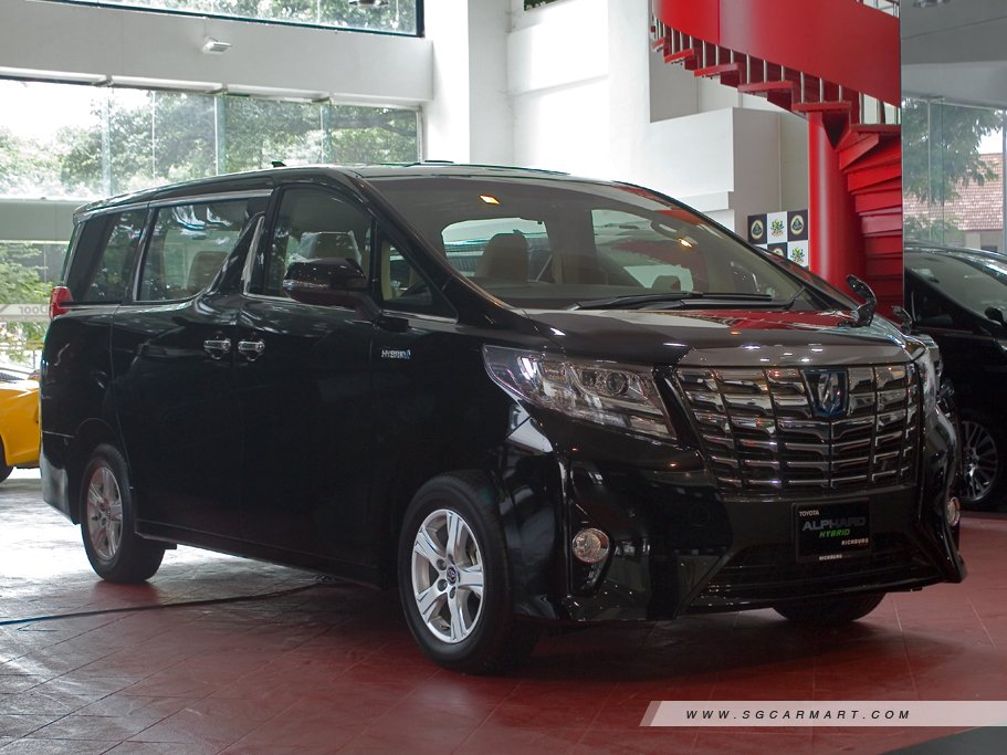 https://i.i-sgcm.com/new_cars/cars/11911/11911_g1