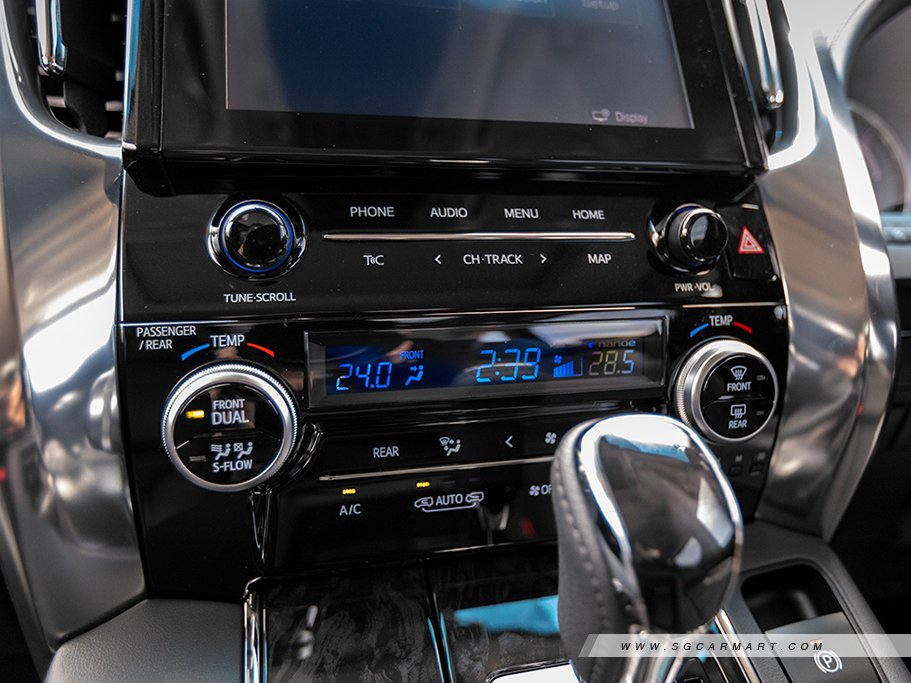 Toyota Alphard Hybrid 2020 2.5 SR C-Package 7-Seater 41