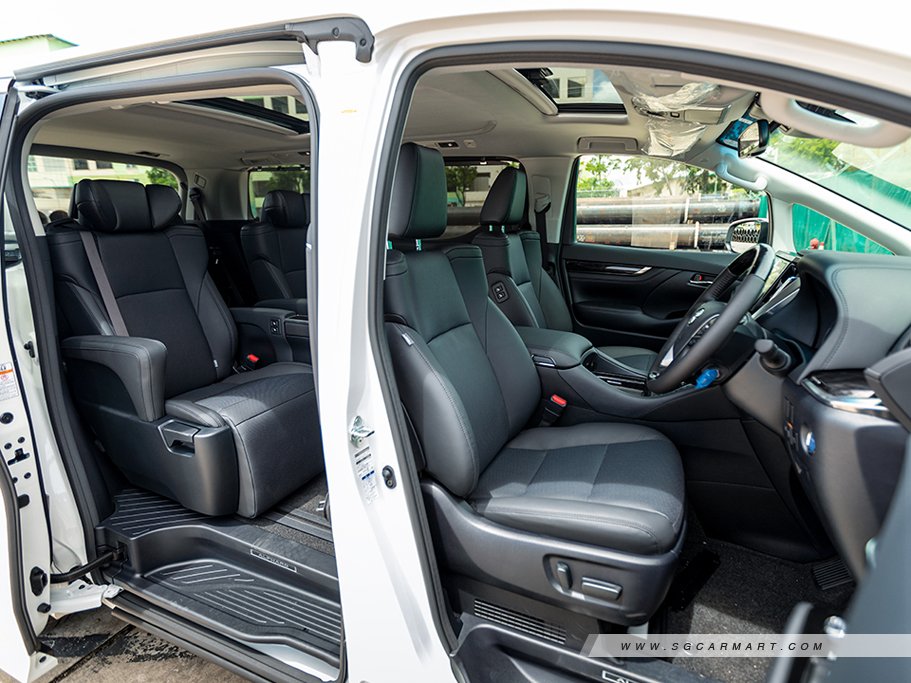 Toyota Alphard Hybrid 2020 2.5 SR C-Package 7-Seater 47