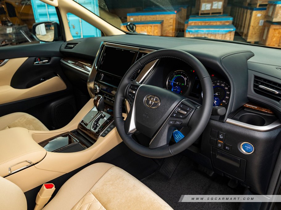 Toyota Alphard Hybrid 2020 2.5 X 7-Seater 70
