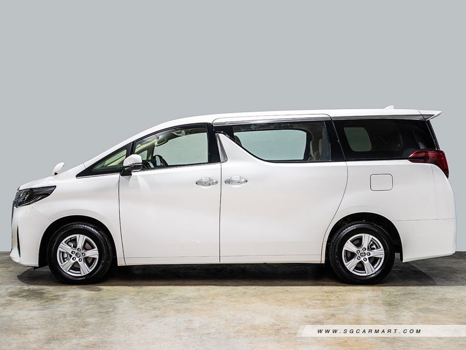 https://i.i-sgcm.com/new_cars/cars/11911/11911_g84