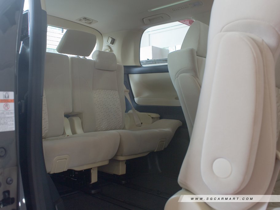 https://i.i-sgcm.com/new_cars/cars/11911/11911_g9