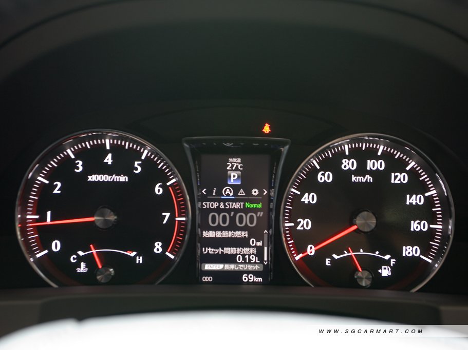 https://i.i-sgcm.com/new_cars/cars/11919/11919_g13