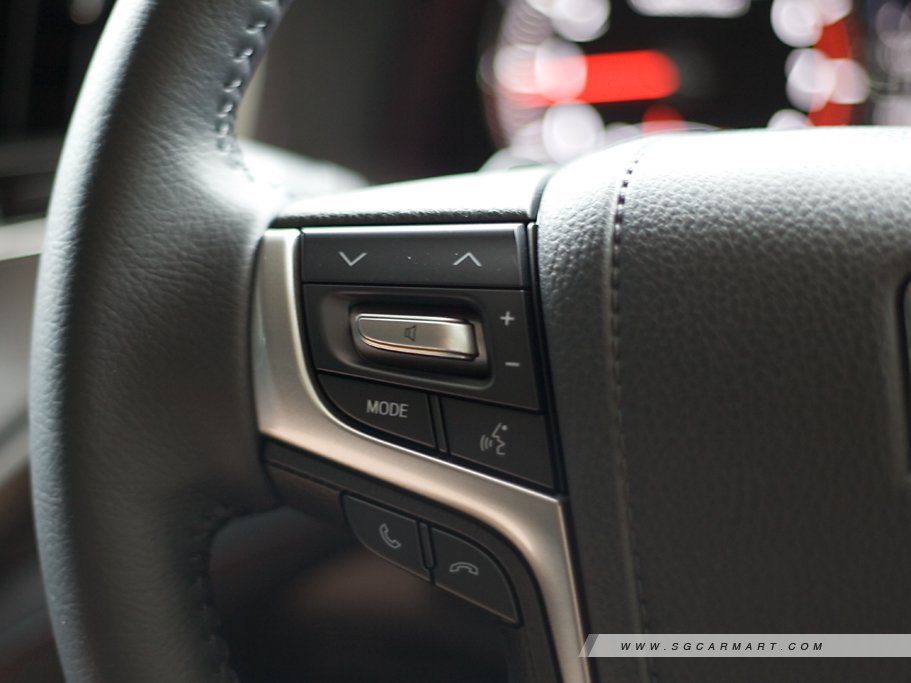 https://i.i-sgcm.com/new_cars/cars/11919/11919_g14