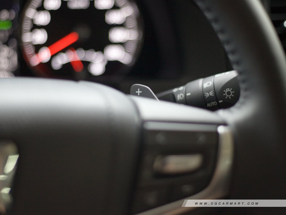 https://i.i-sgcm.com/new_cars/cars/11919/11919_g17
