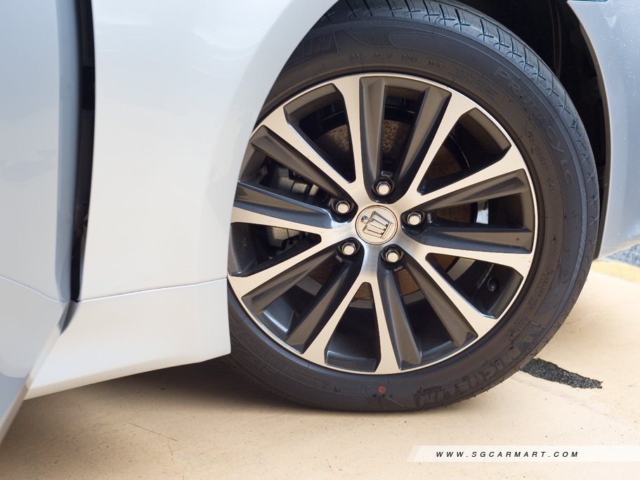 https://i.i-sgcm.com/new_cars/cars/11919/11919_g5