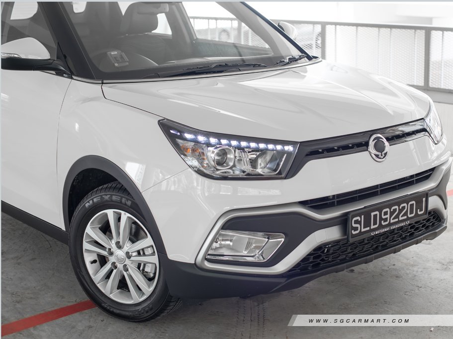 https://i.i-sgcm.com/new_cars/cars/11927/11927_g15