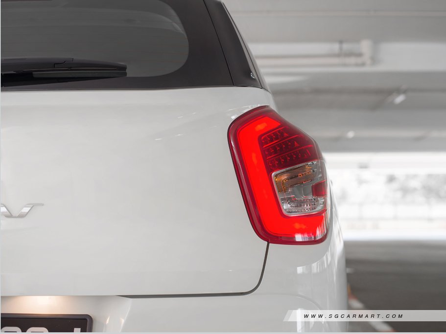 https://i.i-sgcm.com/new_cars/cars/11927/11927_g17