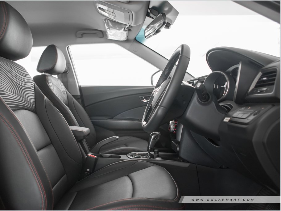 https://i.i-sgcm.com/new_cars/cars/11927/11927_g19