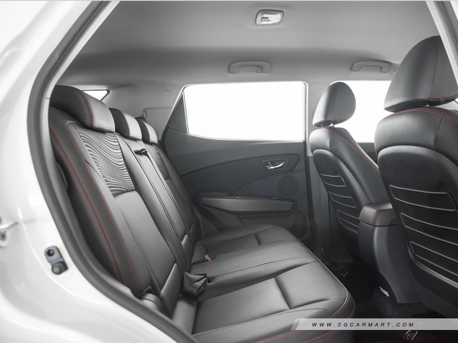 https://i.i-sgcm.com/new_cars/cars/11927/11927_g20