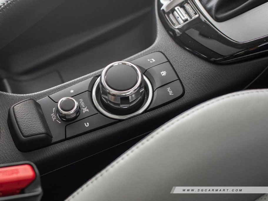 https://i.i-sgcm.com/new_cars/cars/11930/11930_g34