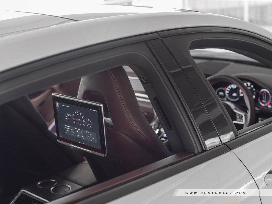 https://i.i-sgcm.com/new_cars/cars/11933/11933_g73