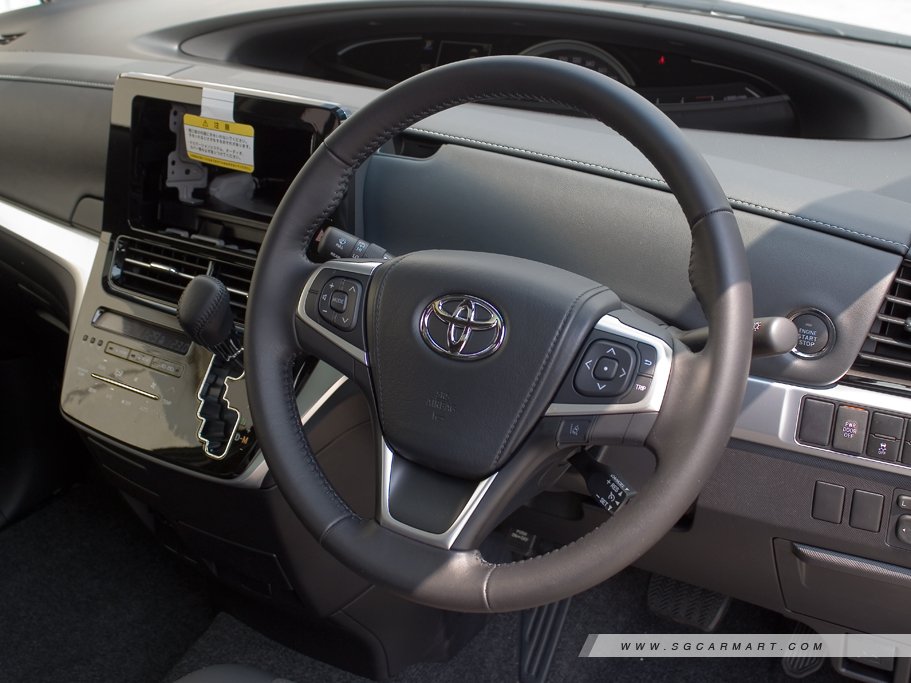 https://i.i-sgcm.com/new_cars/cars/11940/11940_g14
