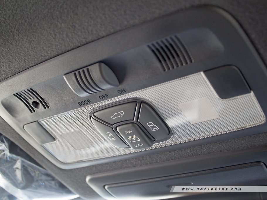 https://i.i-sgcm.com/new_cars/cars/11940/11940_g22