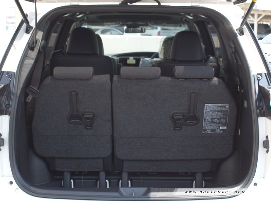 https://i.i-sgcm.com/new_cars/cars/11940/11940_g25