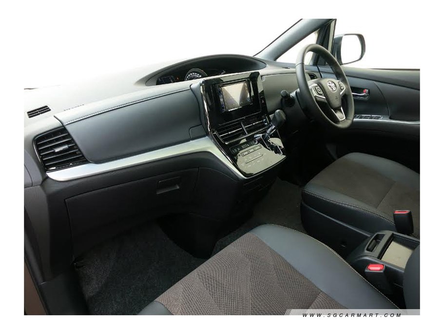 https://i.i-sgcm.com/new_cars/cars/11940/11940_g32